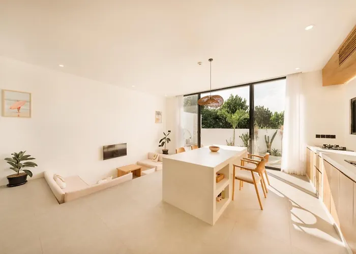 Alcove Boutique Villa *